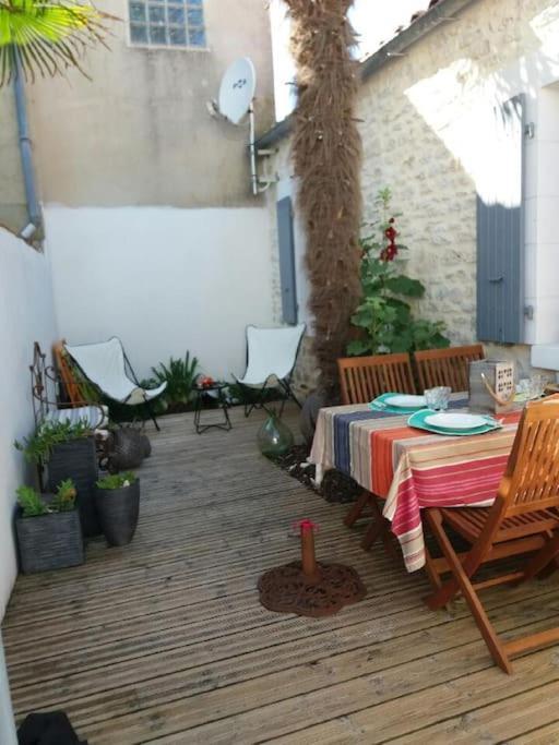 Charmante Maison Oleronnaise Aloceane Saint-Denis-d'Oleron Exterior photo